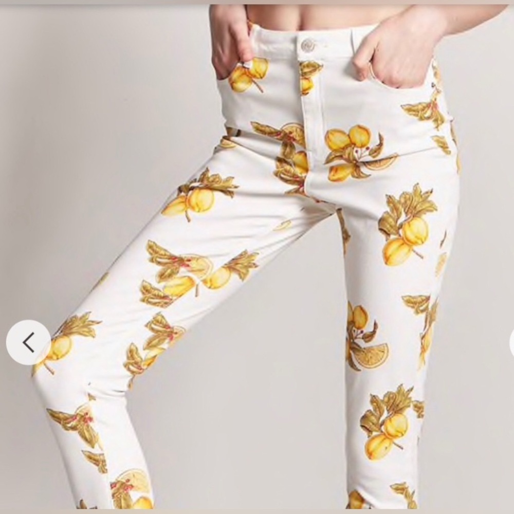 High Rise Lemon pants ๐ - Picture 3 of 13